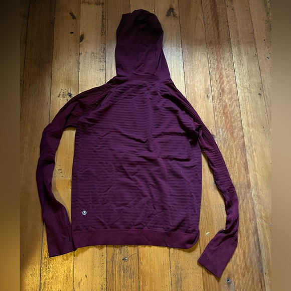 Lululemon Keep The Heat Running Hoodie - Picture 3 of 4